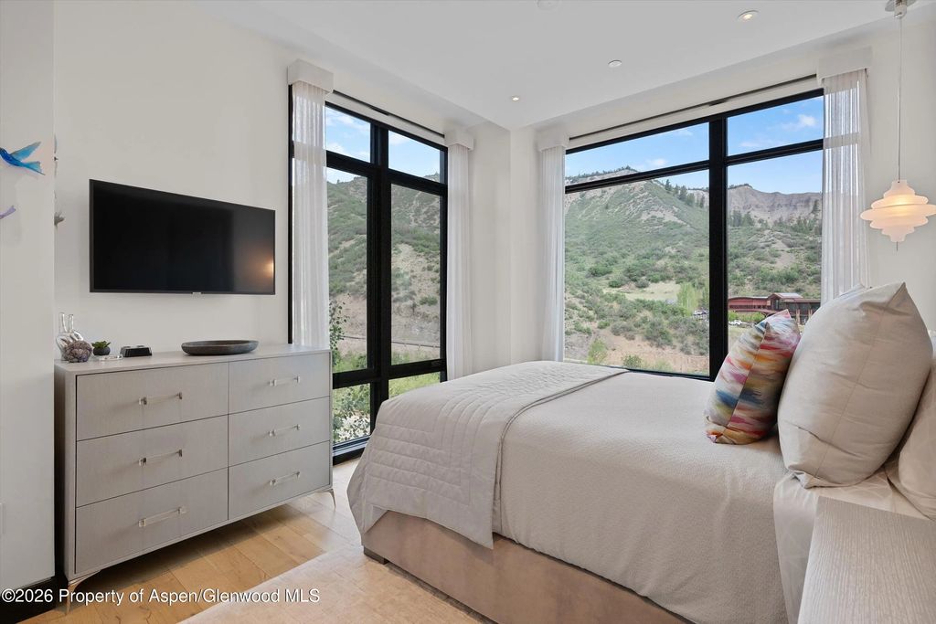 23 of 43 - 45 Wood Road 401, Snowmass Village, CO