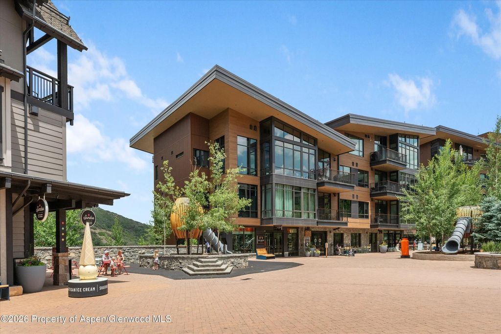 38 of 43 - 45 Wood Road 401, Snowmass Village, CO