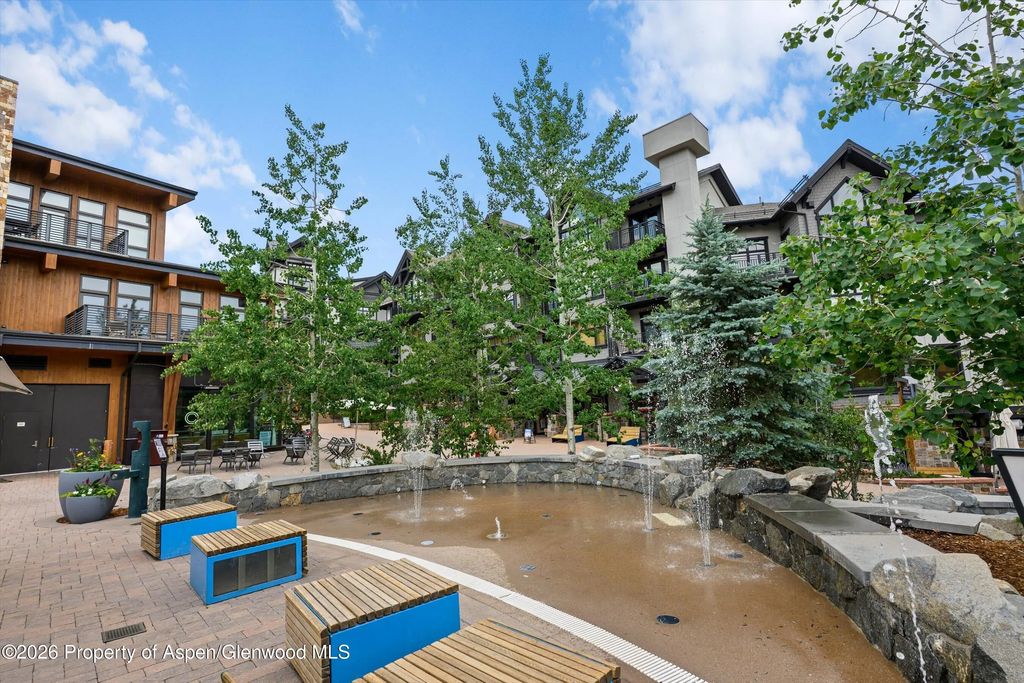 41 of 43 - 45 Wood Road 401, Snowmass Village, CO
