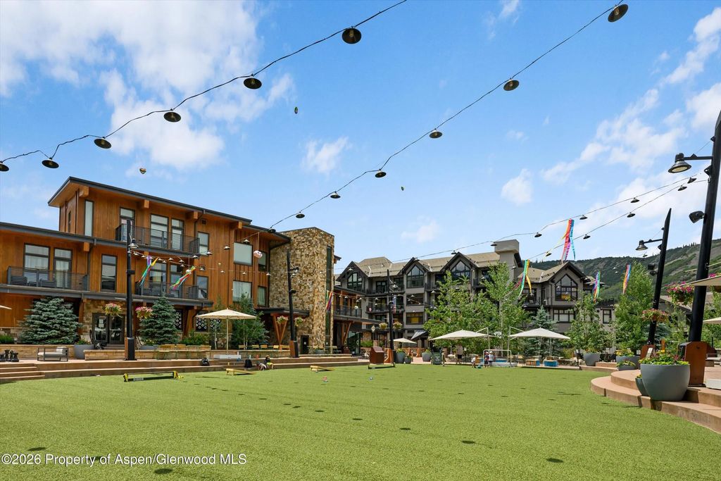 42 of 43 - 45 Wood Road 401, Snowmass Village, CO