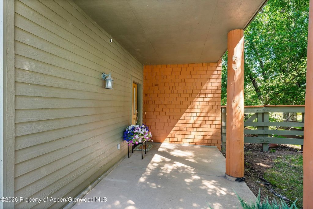 26 of 32 - 711 Evans Court, Basalt, CO