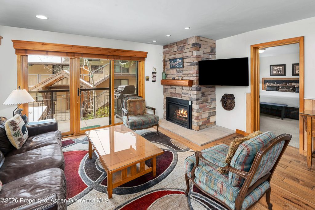 4 of 16 - 400 Wood 2111-h, Snowmass Village, CO