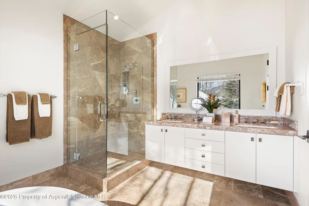 35 of 59 - 372 Sunnyside Lane, Aspen, CO