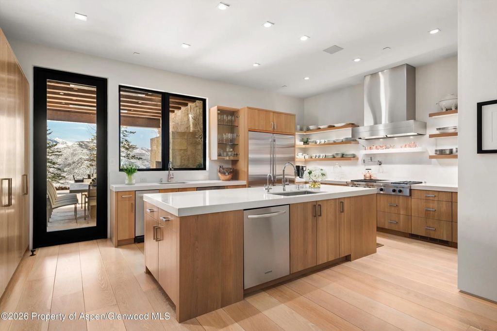 6 of 59 - 372 Sunnyside Lane, Aspen, CO