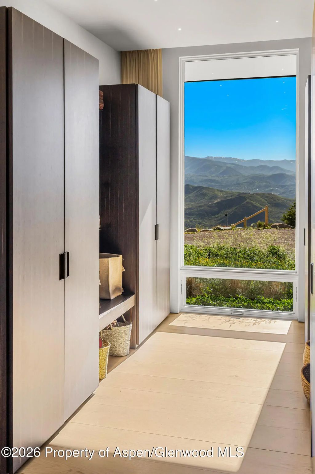 10 of 76 - 542 Carroll Drive, Aspen, CO
