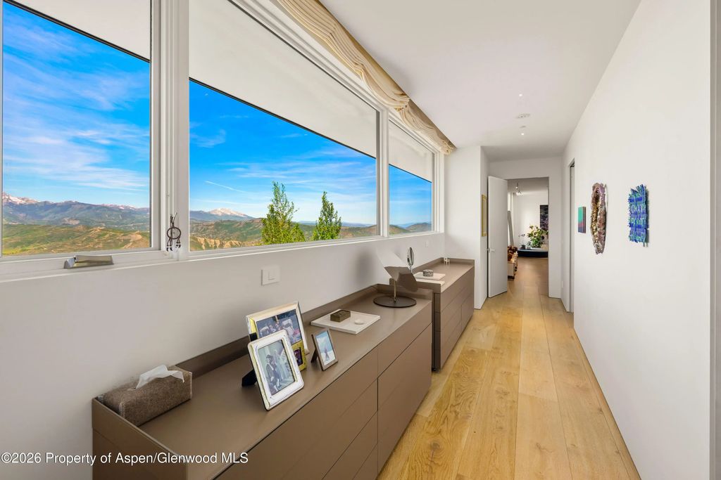 38 of 76 - 542 Carroll Drive, Aspen, CO