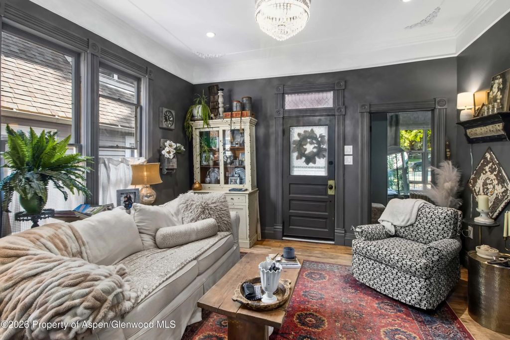 7 of 27 - 907 Blake Avenue, Glenwood Springs, CO