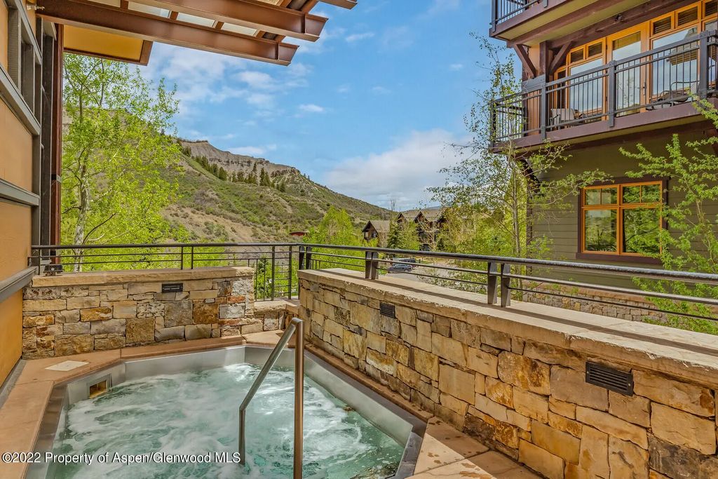 17 of 22 - 120 Carriage Way 2206, Snowmass Village, CO