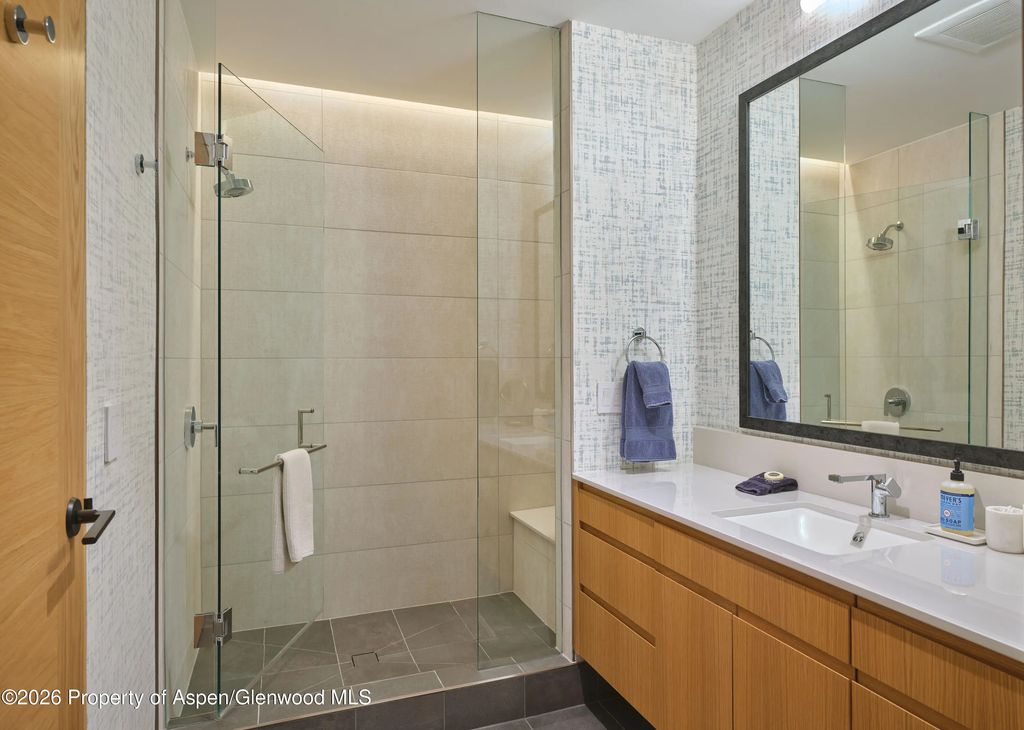 26 of 30 - 77 Wood Road 607 East, Snowmass Village, CO