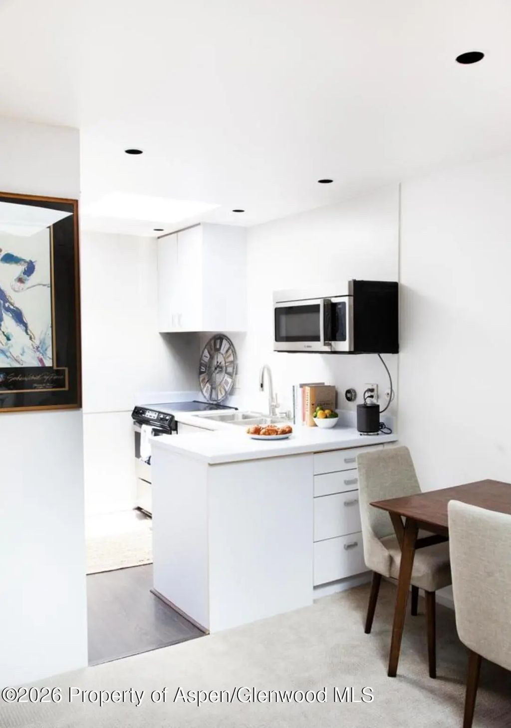 6 of 12 - 210 E Cooper Avenue 3-e, Aspen, CO
