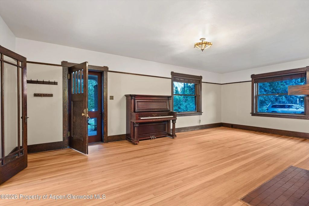 4 of 87 - 275 S 4th Street, Carbondale, CO