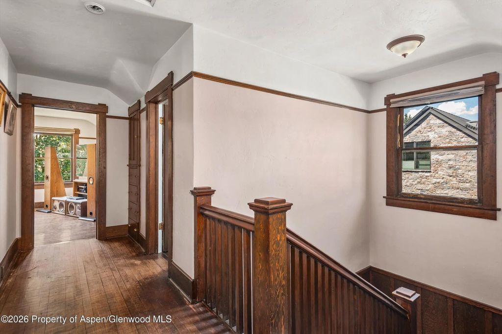 44 of 87 - 275 S 4th Street, Carbondale, CO