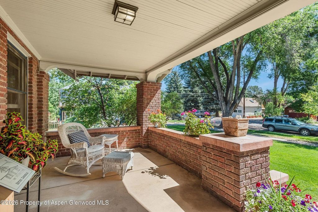 46 of 87 - 275 S 4th Street, Carbondale, CO