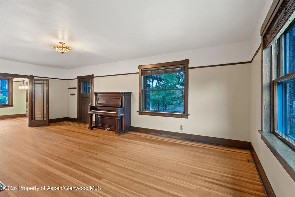 84 of 87 - 275 S 4th Street, Carbondale, CO