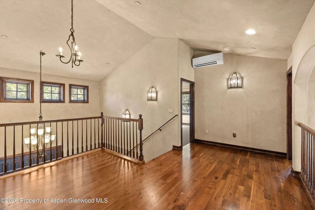 17 of 39 - 845 Hillcrest Drive, Basalt, CO