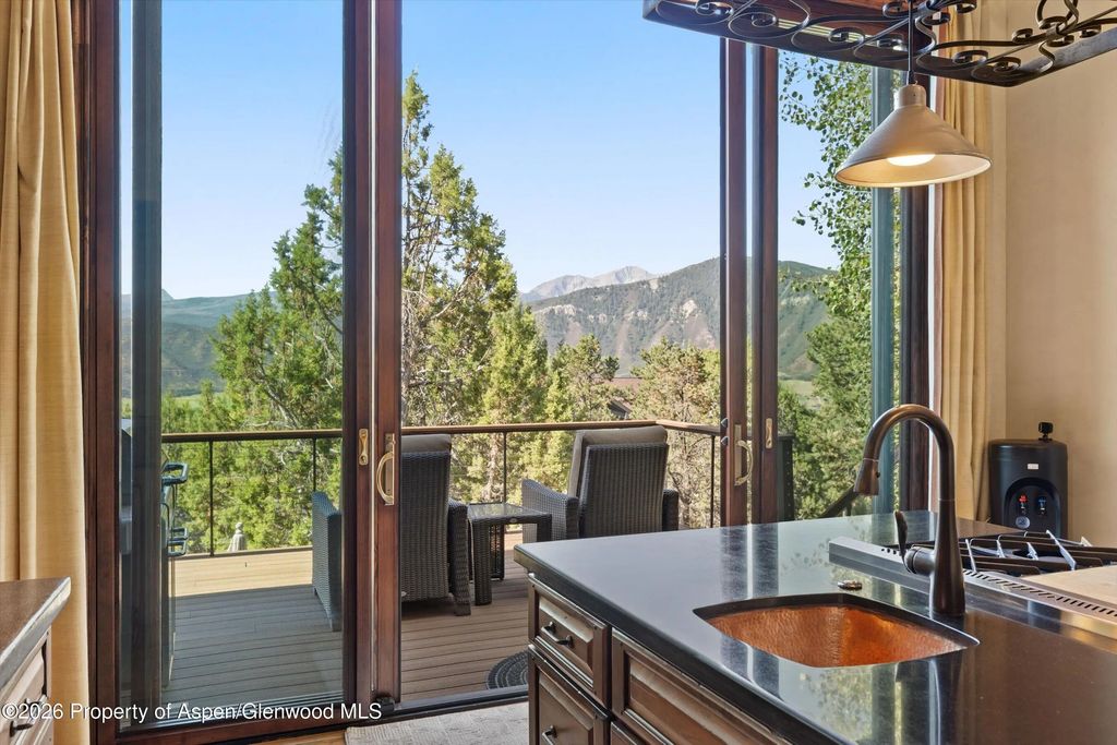 7 of 39 - 845 Hillcrest Drive, Basalt, CO
