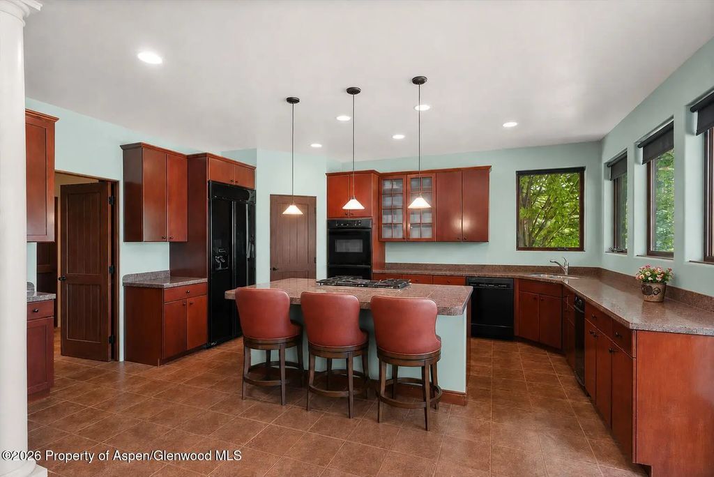 10 of 33 - 104 Pioneer Court, Carbondale, CO