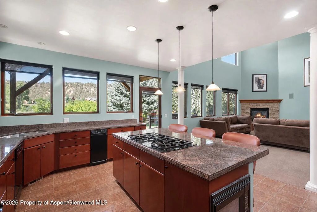 11 of 33 - 104 Pioneer Court, Carbondale, CO