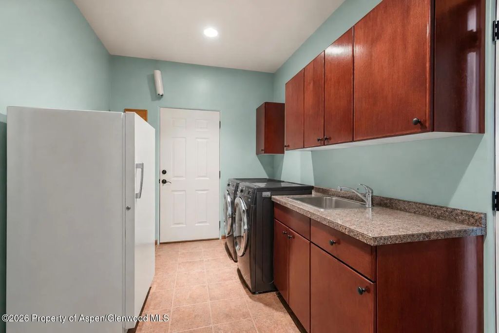 13 of 33 - 104 Pioneer Court, Carbondale, CO