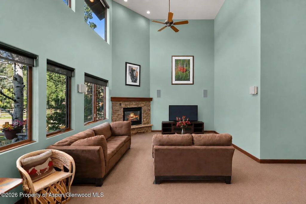 8 of 33 - 104 Pioneer Court, Carbondale, CO