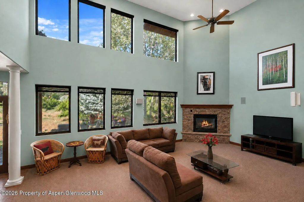 9 of 33 - 104 Pioneer Court, Carbondale, CO