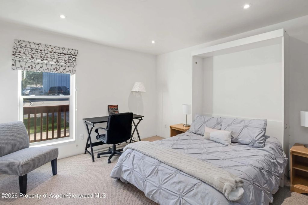 8 of 19 - 2505 Cisar Court 3d, Glenwood Springs, CO