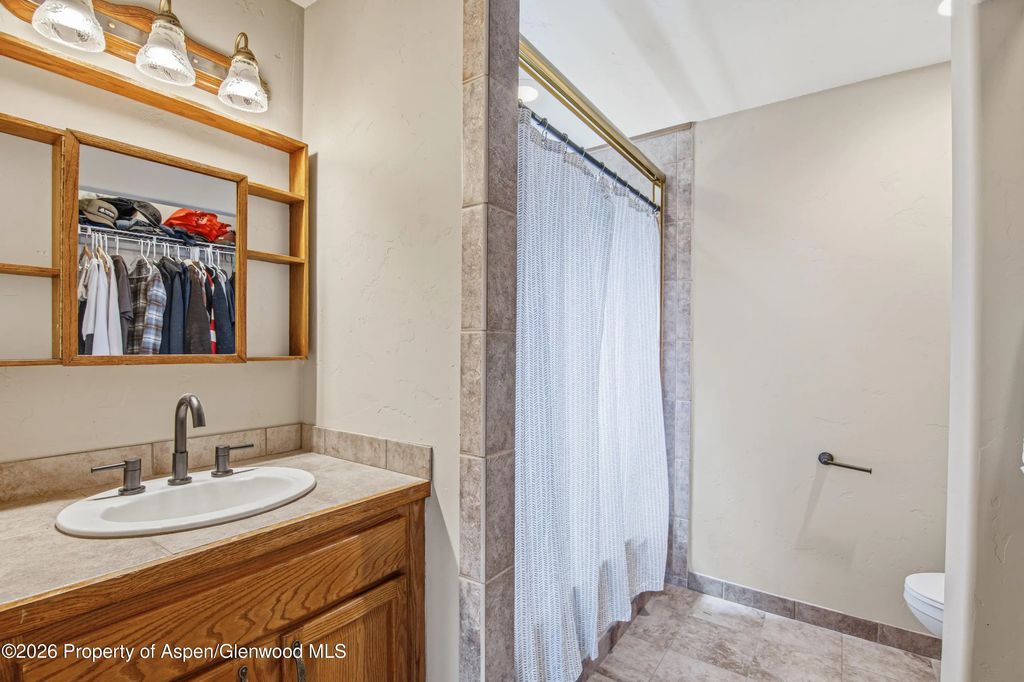 11 of 19 - 33 Iron Horse Road, Carbondale, CO