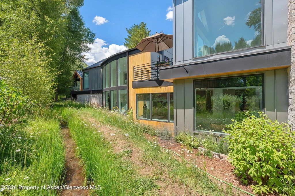 68 of 74 - 813 W Smuggler Street, Aspen, CO