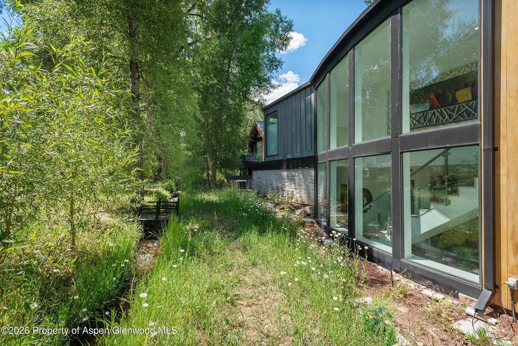 69 of 74 - 813 W Smuggler Street, Aspen, CO