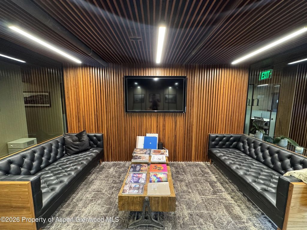 7 of 22 - 520 E Durant Avenue 102, Aspen, CO