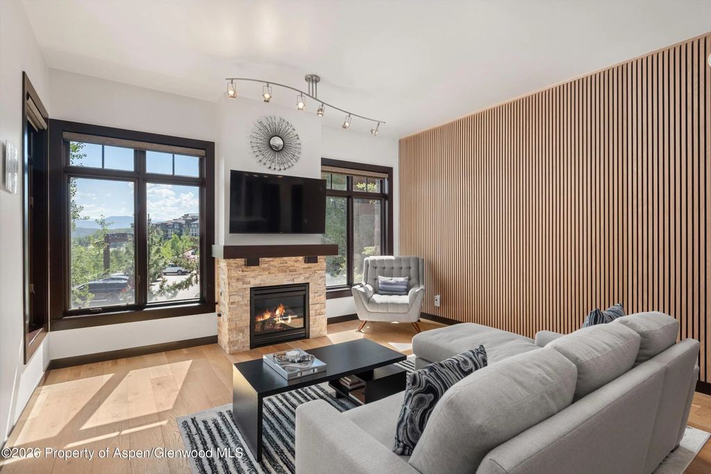4 of 30 - 60 Carriage Way 3032, Snowmass Village, CO