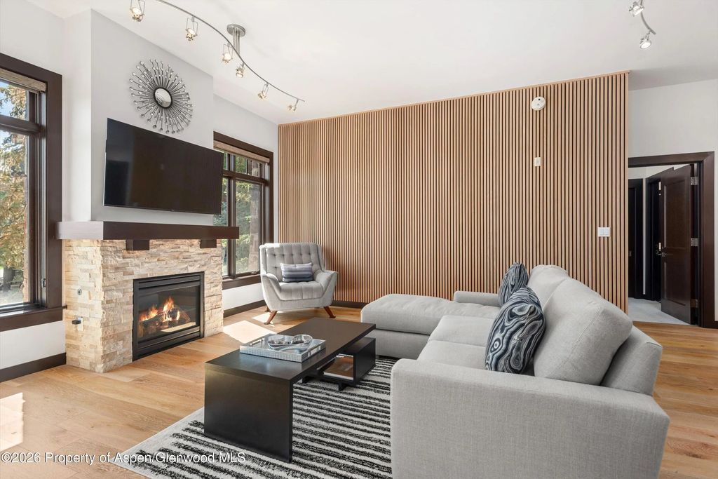 5 of 30 - 60 Carriage Way 3032, Snowmass Village, CO