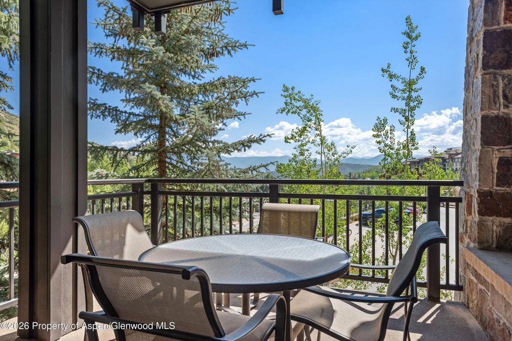 7 of 30 - 60 Carriage Way 3032, Snowmass Village, CO