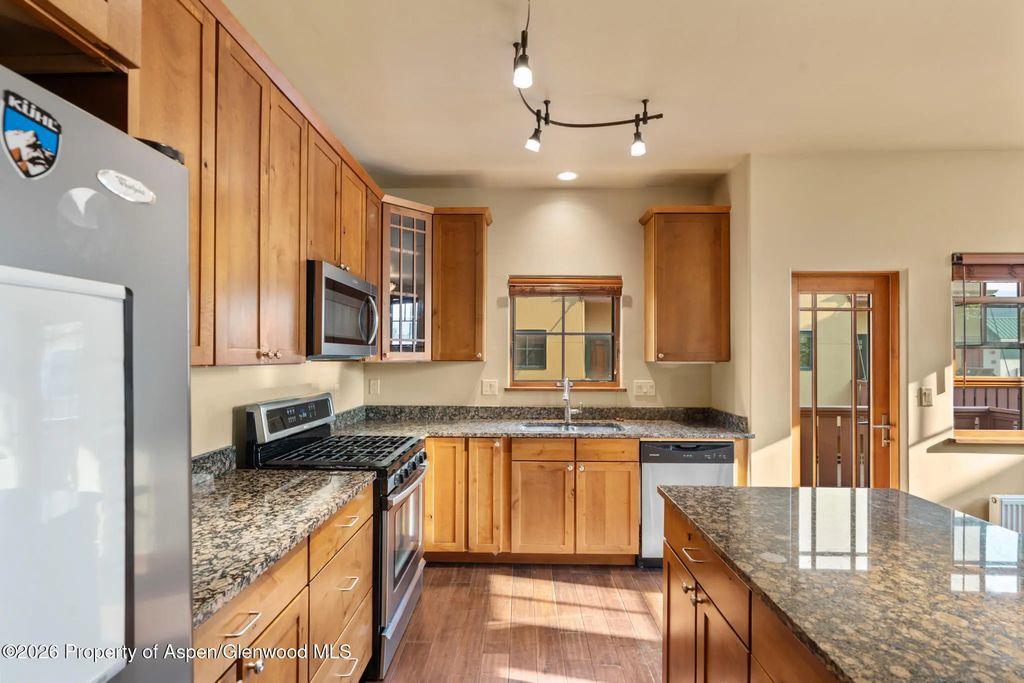 14 of 33 - 1032 Colorado Avenue, Carbondale, CO