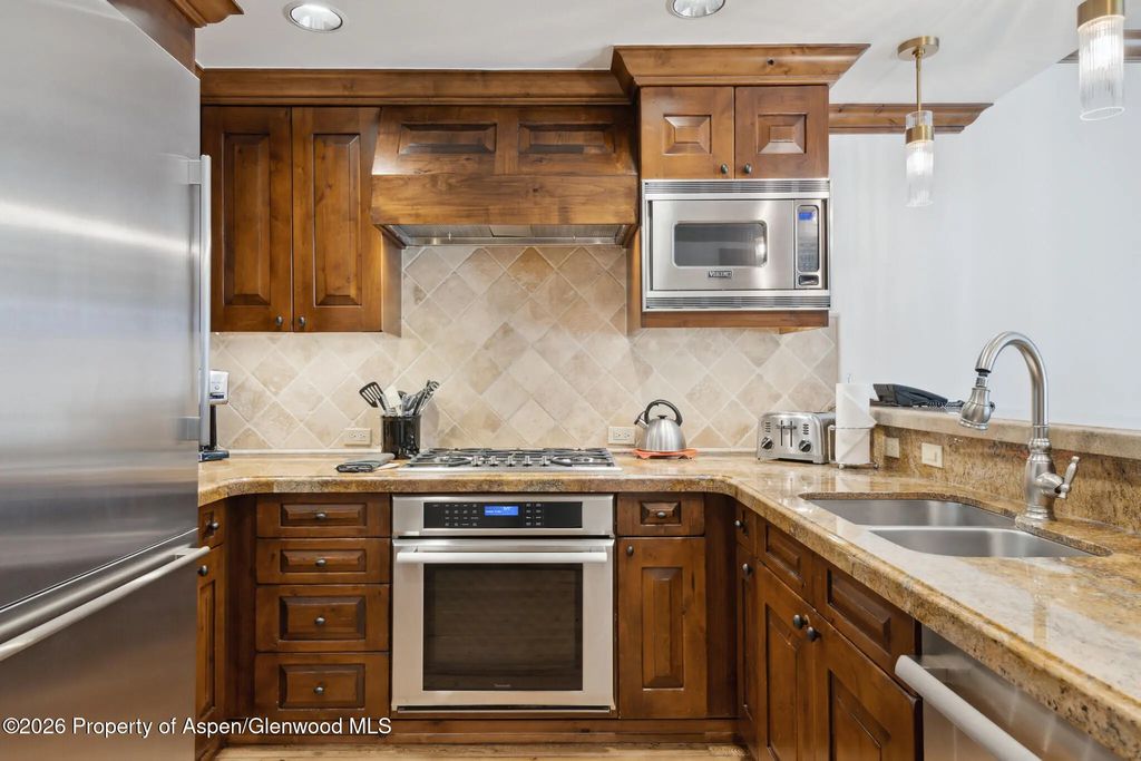 5 of 26 - 415 E Dean St., Unit 26, Week 33, Aspen, CO