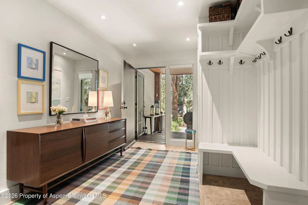 15 of 32 - 901 W Francis Street, Aspen, CO