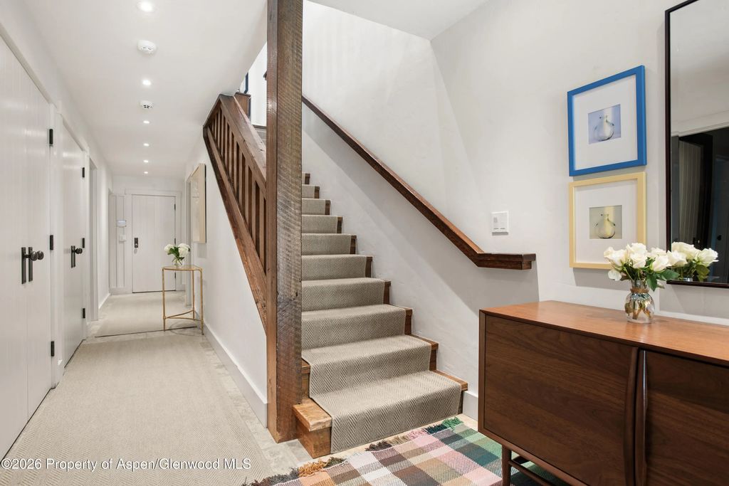 21 of 32 - 901 W Francis Street, Aspen, CO