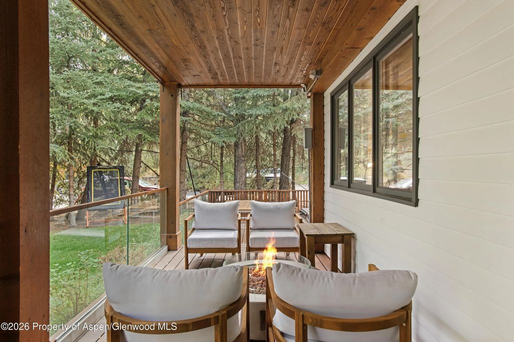 29 of 32 - 901 W Francis Street, Aspen, CO