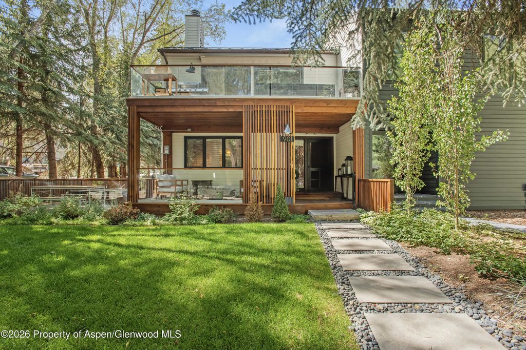 30 of 32 - 901 W Francis Street, Aspen, CO