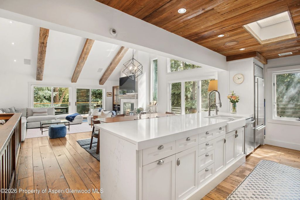 7 of 32 - 901 W Francis Street, Aspen, CO