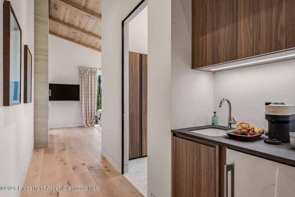 38 of 87 - 231 Maple Ridge Lane, Snowmass Village, CO
