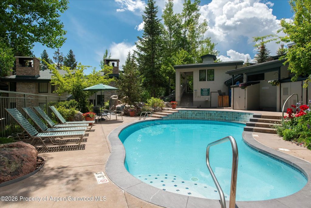 15 of 16 - 135 Carriage Way 7, Snowmass Village, CO