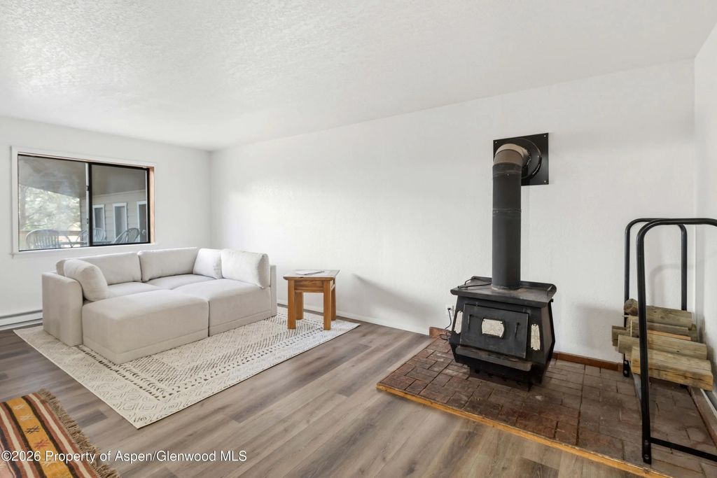 7 of 30 - 1102 Valley View Road, Glenwood Springs, CO