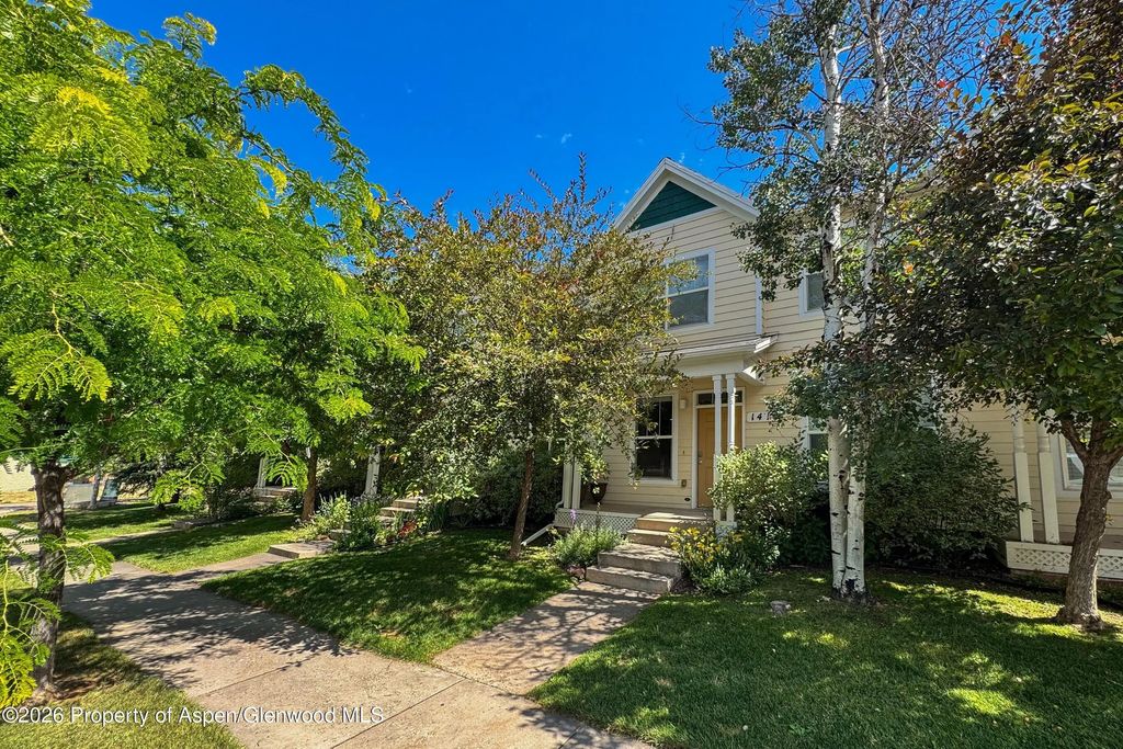 1416 Darrow Alley, Glenwood Springs