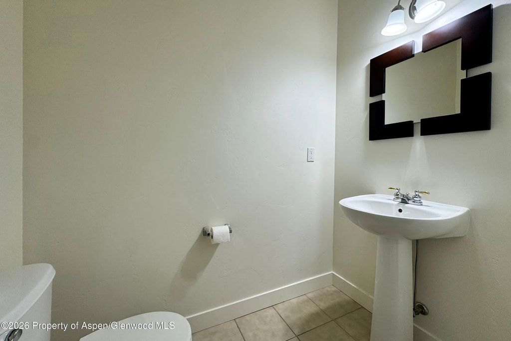 17 of 20 - 1416 Darrow Alley, Glenwood Springs, CO