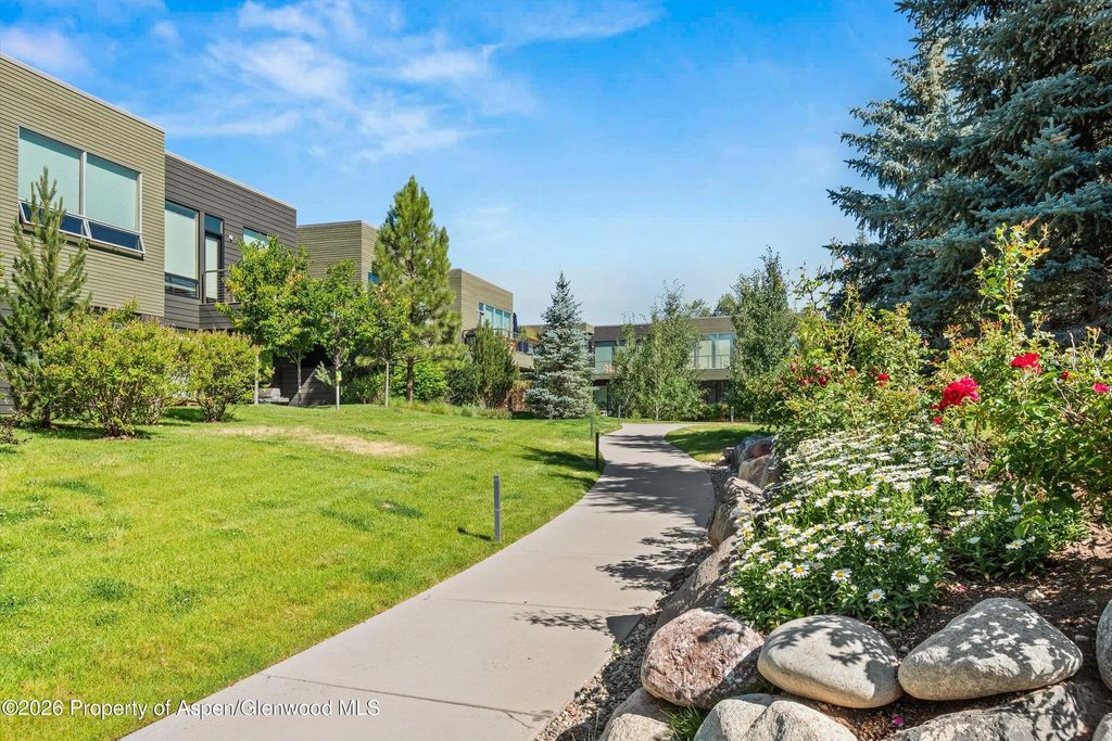 25 of 27 - 101 Willits Way 205, Basalt, CO