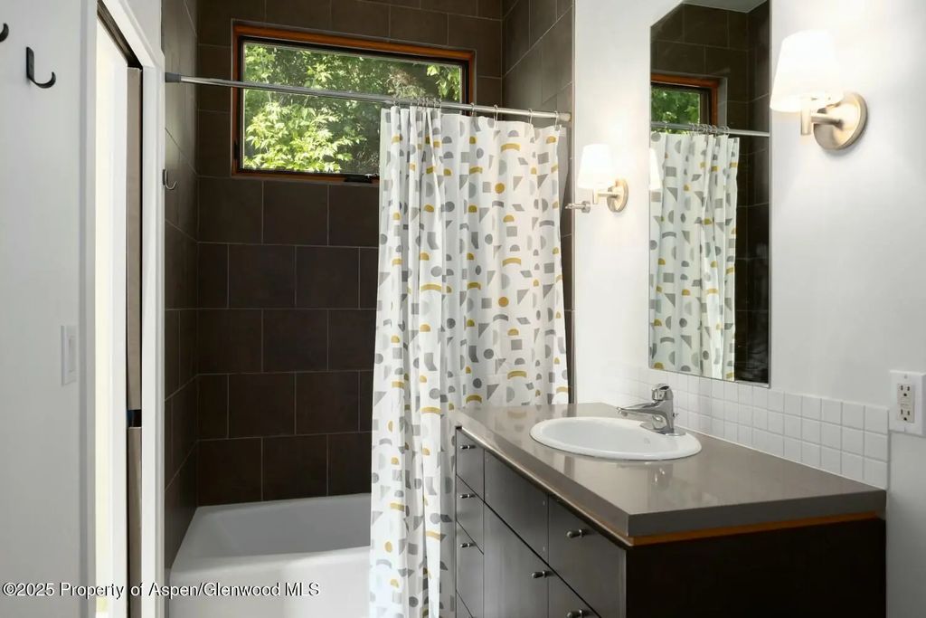 16 of 37 - 200 E Homestead Drive, Basalt, CO