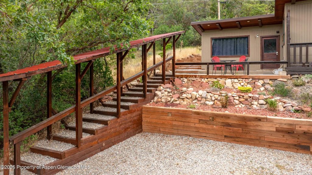 4 of 29 - 805 Red Mountain Drive, Glenwood Springs, CO