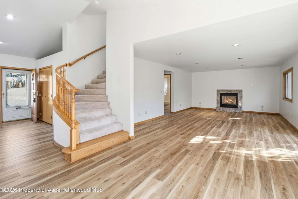 8 of 27 - 484 Canyon Creek Drive, Glenwood Springs, CO