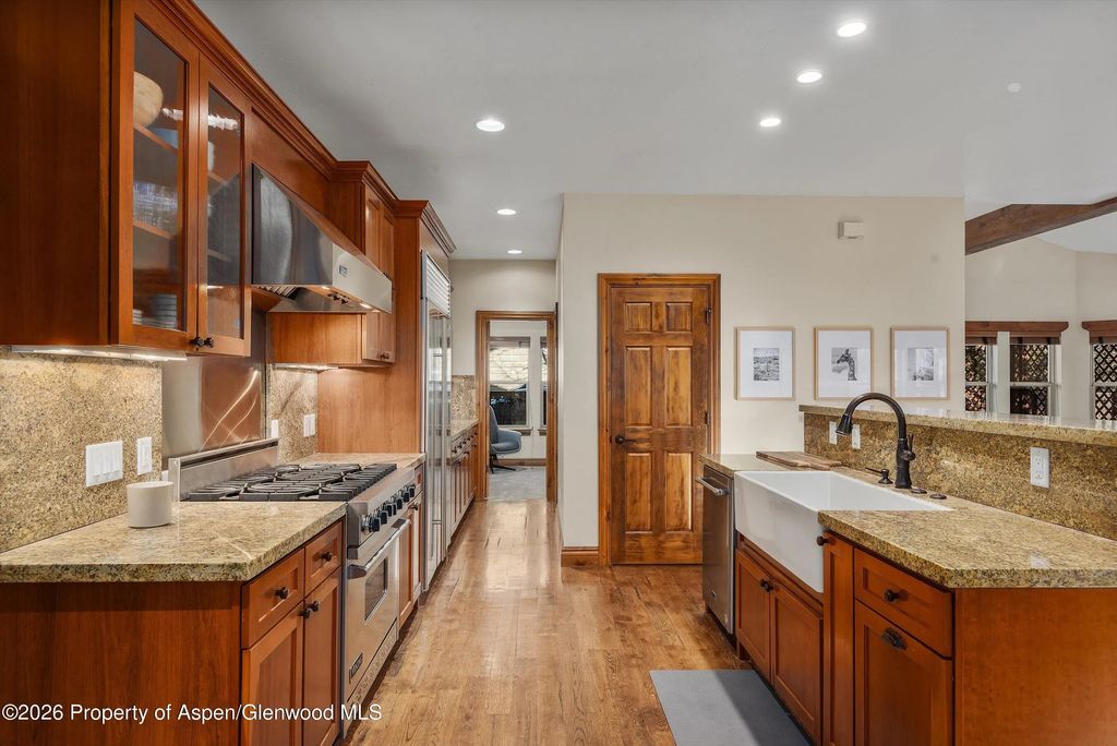 9 of 33 - 225 Juniper Court, Basalt, CO